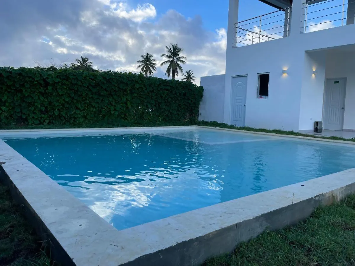 Apartamento Calle 5 No.10, Proyecto Las Pascualas, Samana 0*,