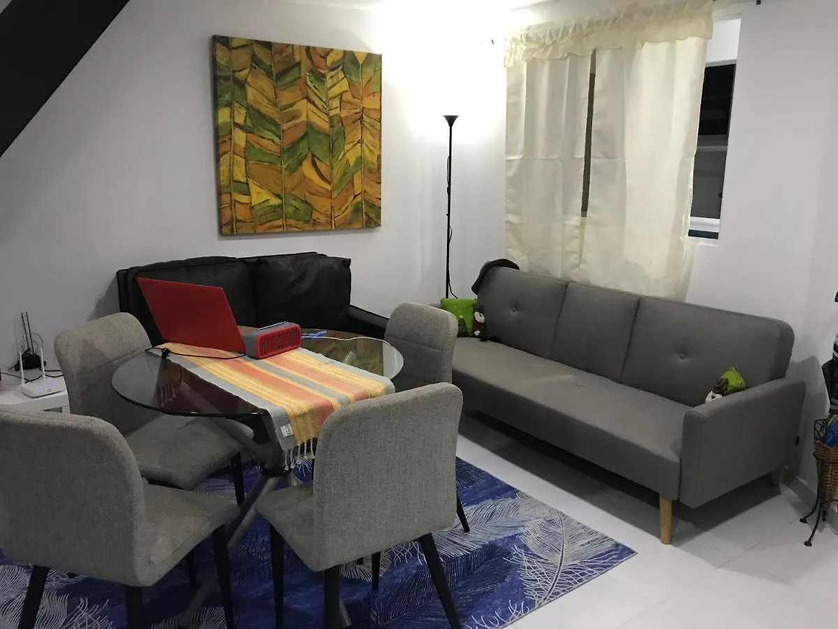Apartamento Calle 5 No.10, Proyecto Las Pascualas, Samana アパート