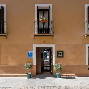 triana-apartment-seville-41010.es-andalucia.com/